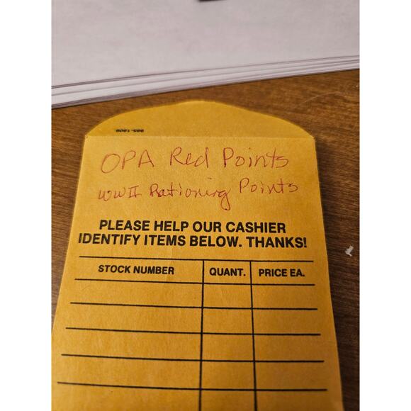 Vintage WW2 US Opa Red Point War Ration Points tokens Lot of 13(gg266) - Picture 4 of 9